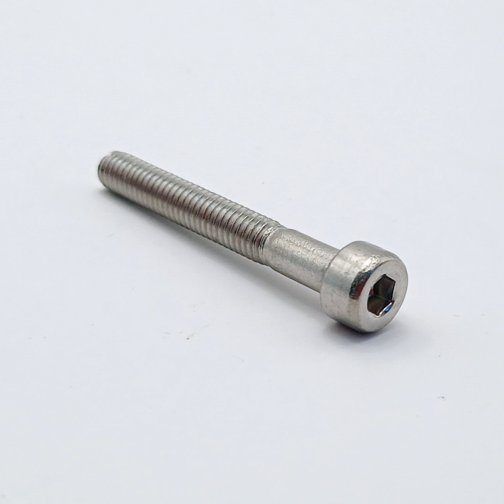 Socket head cap screw M4x30