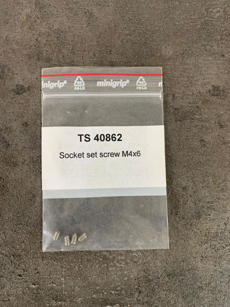 Socket set screw M4x6